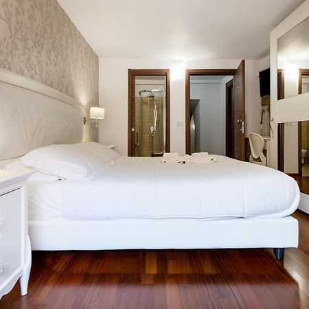 Porta Nazionale Dependance Bed and Breakfast Noto Exteriör bild